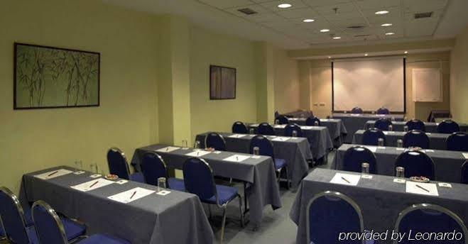 Hotel Infanta Mercedes Madryt