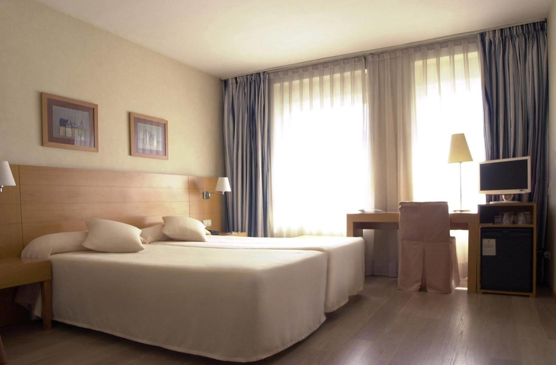 Infanta Mercedes Hotel Madryt
